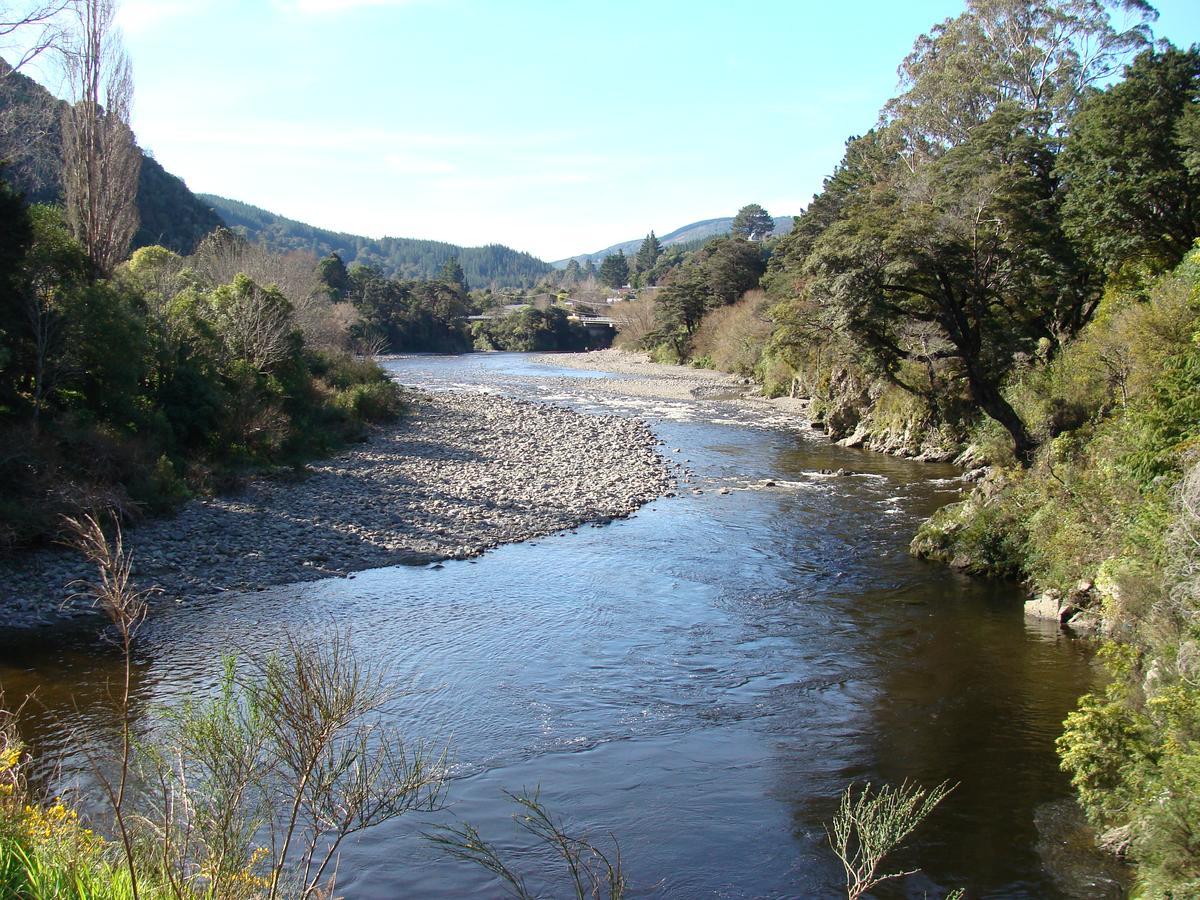 Tranquility Homestay Bed & Breakfast Upper Hutt Exteriör bild