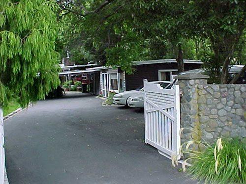 Tranquility Homestay Bed & Breakfast Upper Hutt Exteriör bild